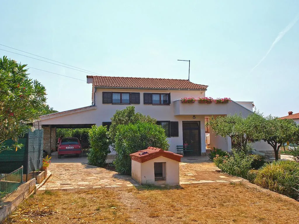 Apartment Vrcevan 895 Medulin 0*,  Croatia