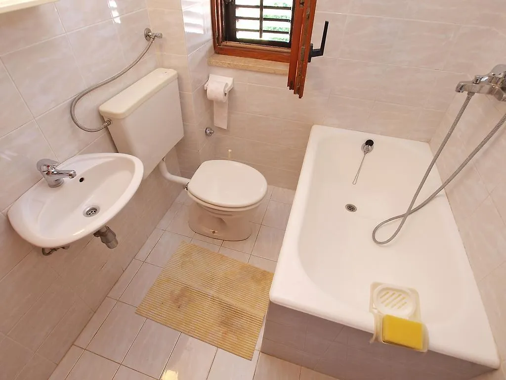 Apartment Vrcevan 895 Medulin